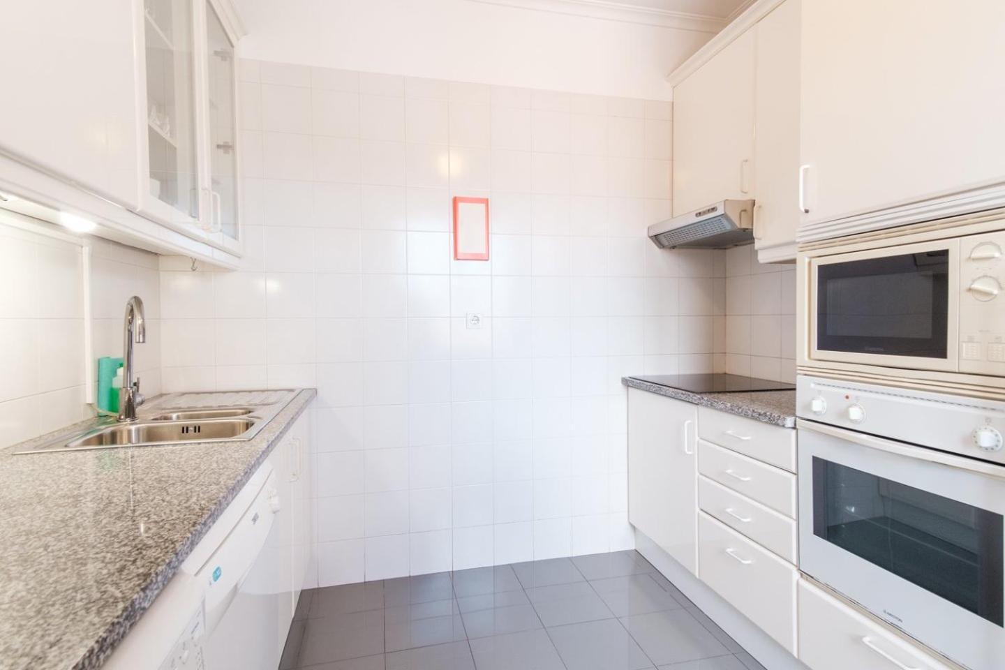 Guestready - Sao Tiago In Old Town Apartment ฟุงชาล ภายนอก รูปภาพ