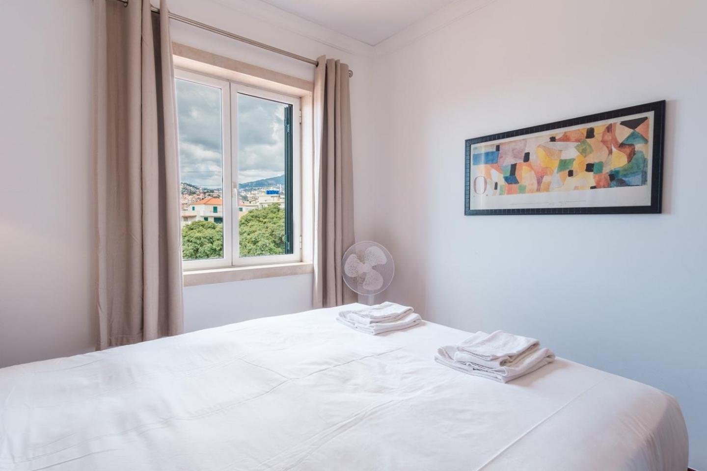 Guestready - Sao Tiago In Old Town Apartment ฟุงชาล ภายนอก รูปภาพ